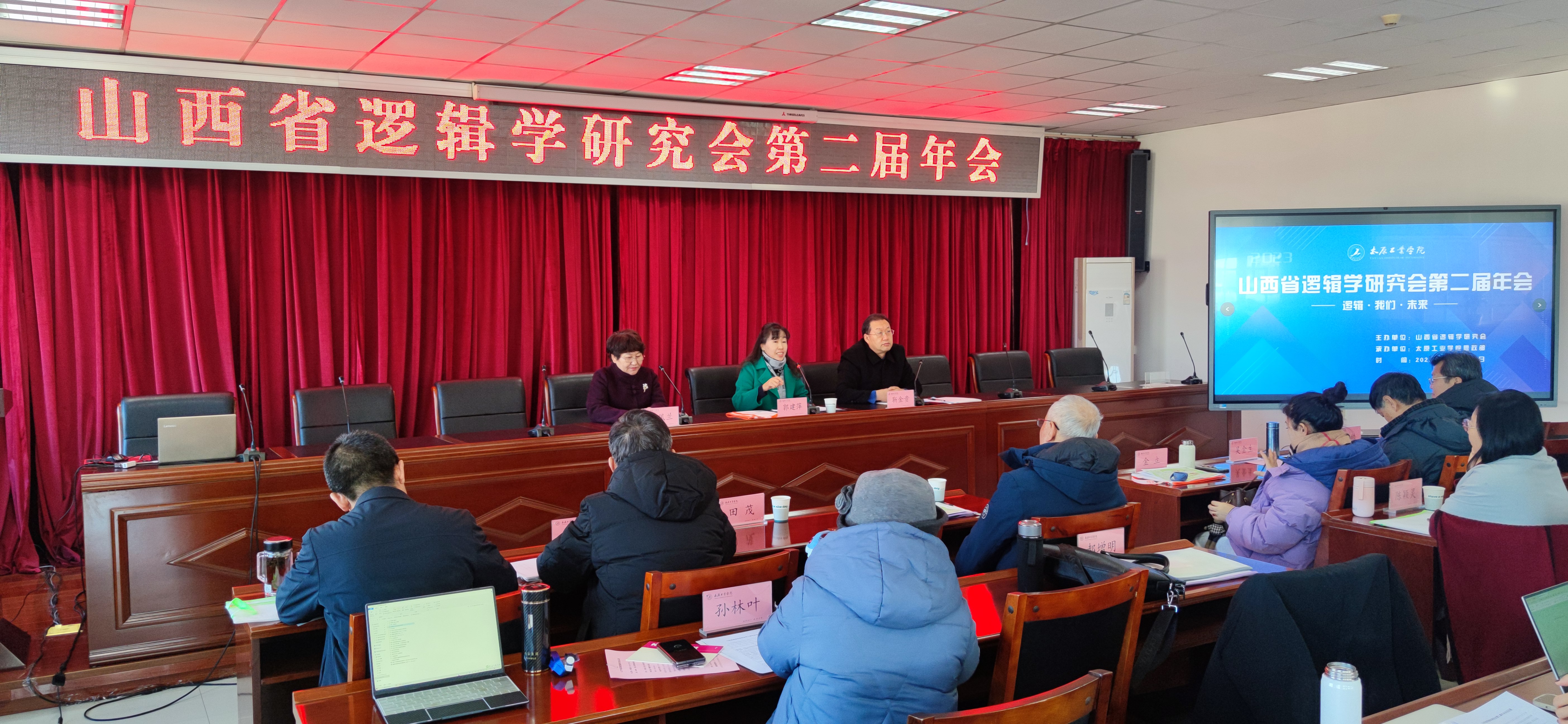 ef977e0c9c8647e48abd650d5bcc882f.jpg ef977e0c9c8647e48abd650d5bcc882f.jpg